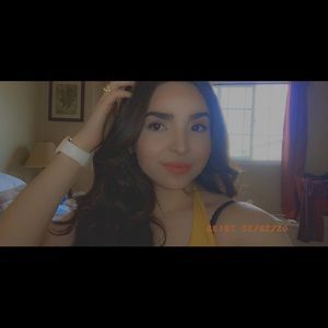 Meet your Posher, Yakcy